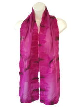 Cargar imagen en el visor de la galería, Bufanda Clásica / Classic Scarf