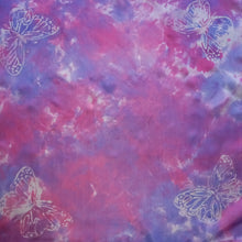 Cargar imagen en el visor de la galería, Pañoleta de Seda / Silk Kerchief