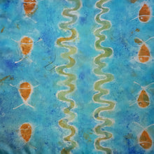 Cargar imagen en el visor de la galería, Pañoleta de Seda / Silk Kerchief