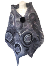 Cargar imagen en el visor de la galería, Echarpe espiral / Spiral Shawl